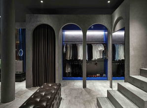 在灰色的世界中，你才是拍摄的焦点